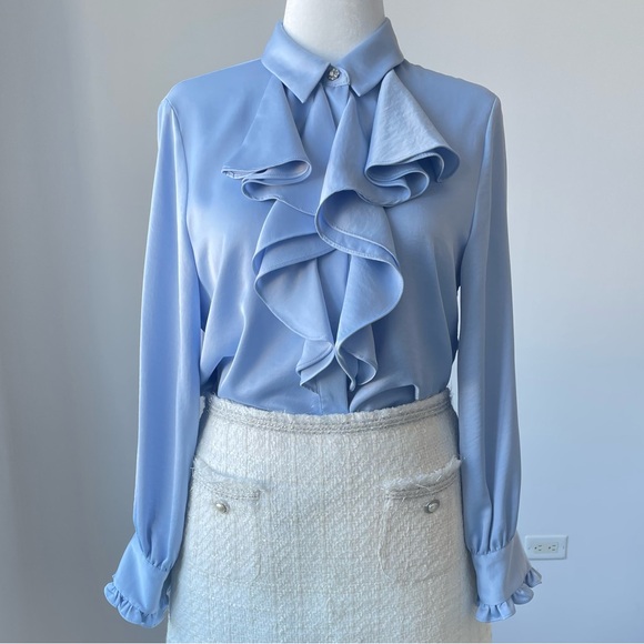 ZARA Blue Blouse with elegant ruffles. Large. - Picture 1 of 6